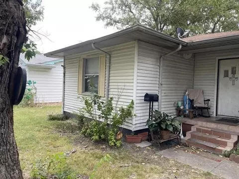 214 E Daugherty Dr, Garland, TX 75041