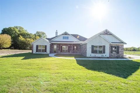 6004 Trophy Ct, Brock, TX 76087
