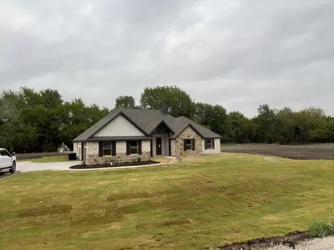 2029 Sky Ranch Rd, Brock, TX 76087