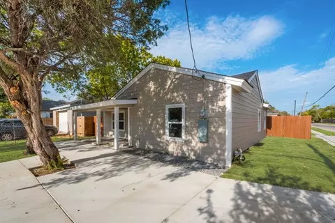 702 Ezekial Ave, Dallas, TX 75217