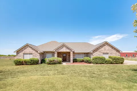 8300 N Water Tower Rd, Saginaw, TX 76179