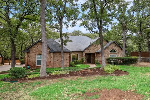 355 Canyon Oaks Dr, Argyle, TX 76226