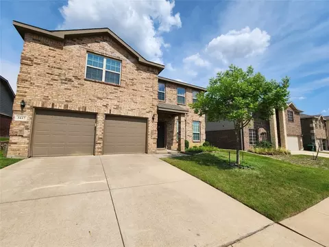 3417 Oceanview Dr, Denton, TX 76208