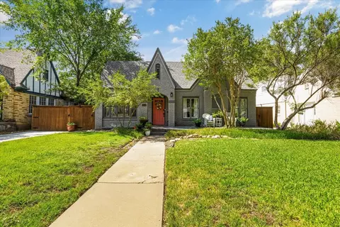 2133 Park Place Ave, Fort Worth, TX 76110