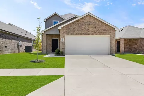 1609 Luke St, Ennis, TX 75119