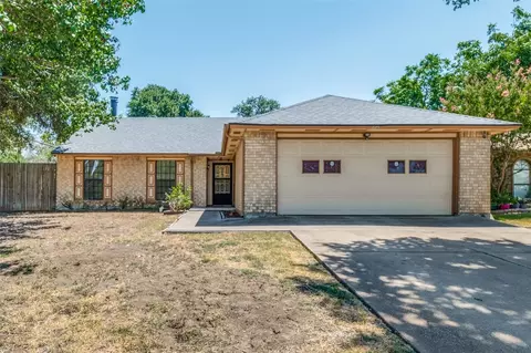 2126 Pennington Dr, Arlington, TX 76014