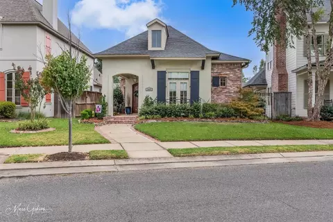 2037 Fairwoods Dr, Shreveport, LA 71106