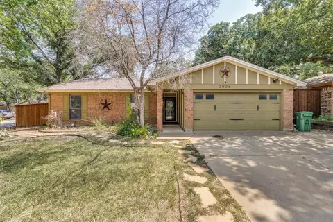 3906 Pyracantha Dr, Arlington, TX 76017