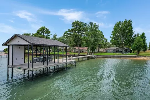 309 Santa Rosa Ranch Rd, Trinidad, TX 75163