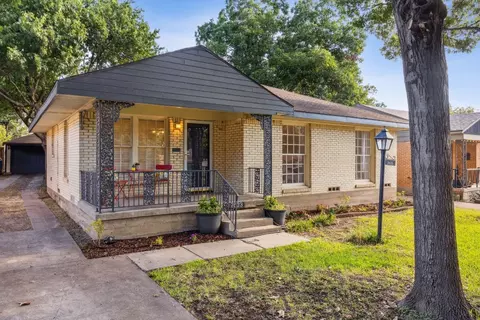 2623 Burlington Blvd, Dallas, TX 75211