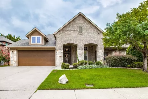 2704 Stonebriar Ct, Arlington, TX 76001