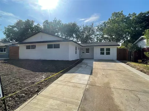 1922 Proctor Dr, Grand Prairie, TX 75051