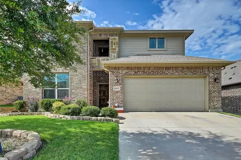 6166 Baggins St, Fort Worth, TX 76179
