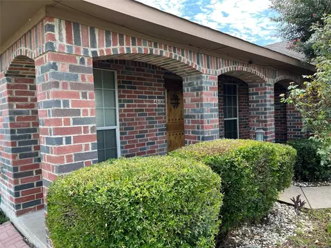 480 Bent Trl, Red Oak, TX 75154
