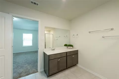 304 Evers Way, Denton, TX 76207 photo 24