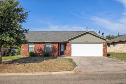 2003 8th St, Brownwood, TX 76801