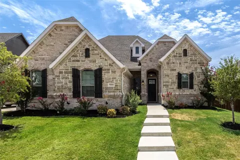 9104 Cordero Dr, North Richland Hills, TX 76182