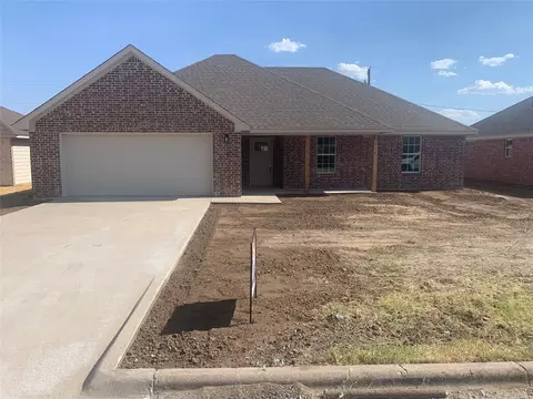 417 Colony St, Eastland, TX 76448