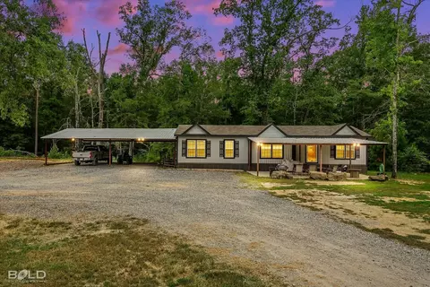 147 Vickers Rd, Haughton, LA 71037