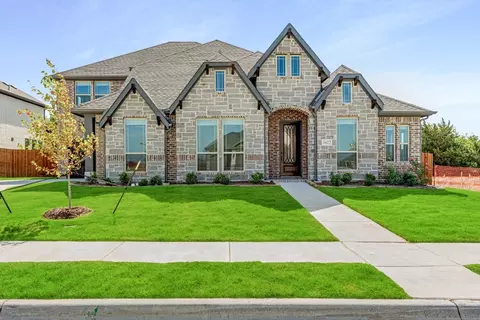 4622 Nomad Dr, Midlothian, TX 76065