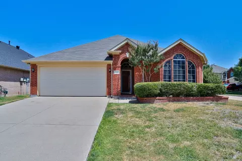 10100 Star Fish St, Fort Worth, TX 76244