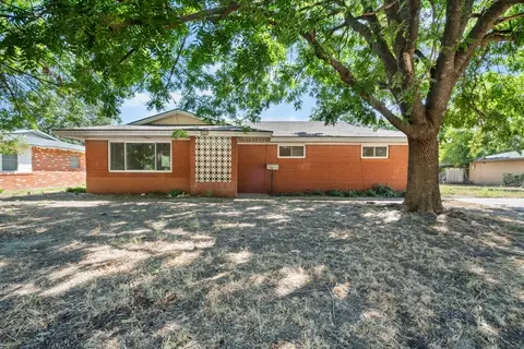 1111 Harbin Dr, Stephenville, TX 76401