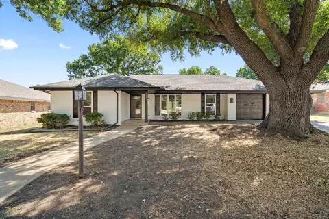 4009 El Cid Pl, Fort Worth, TX 76133