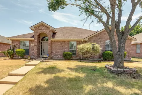 460 Orchard Hill Dr, Cedar Hill, TX 75104