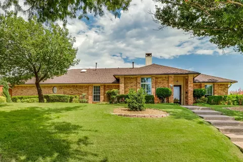 2103 Carmel Pl, Carrollton, TX 75006