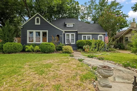 306 Harbin Ave, Waxahachie, TX 75165
