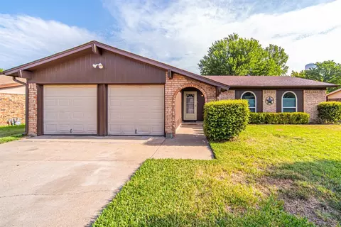 3611 San Rafael Dr, Arlington, TX 76013