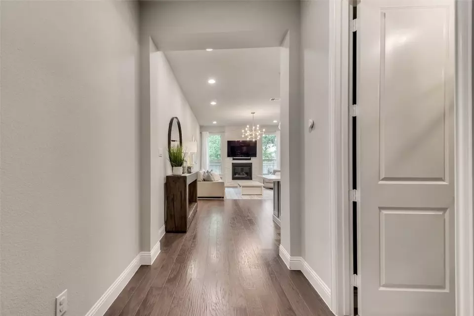  8251 Snapdragon Way, Dallas, TX 75252 photo 3