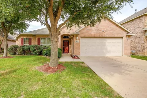 4436 Corner Brook Ln, Fort Worth, TX 76123