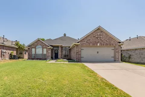 7705 Kittery Ln, Arlington, TX 76002