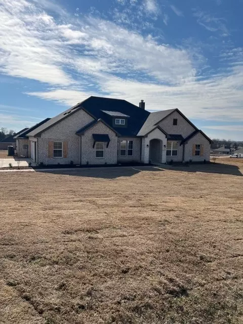 3513 Horseshoe Dr, Van Alstyne, TX 75495