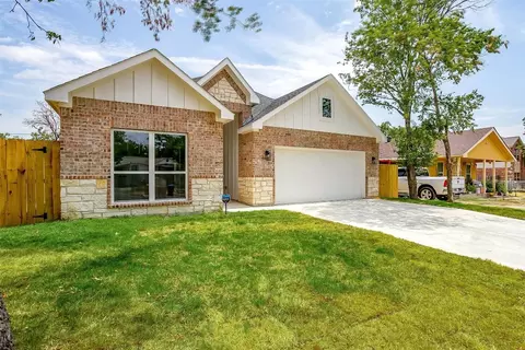 3624 N Pecan St, Fort Worth, TX 76106