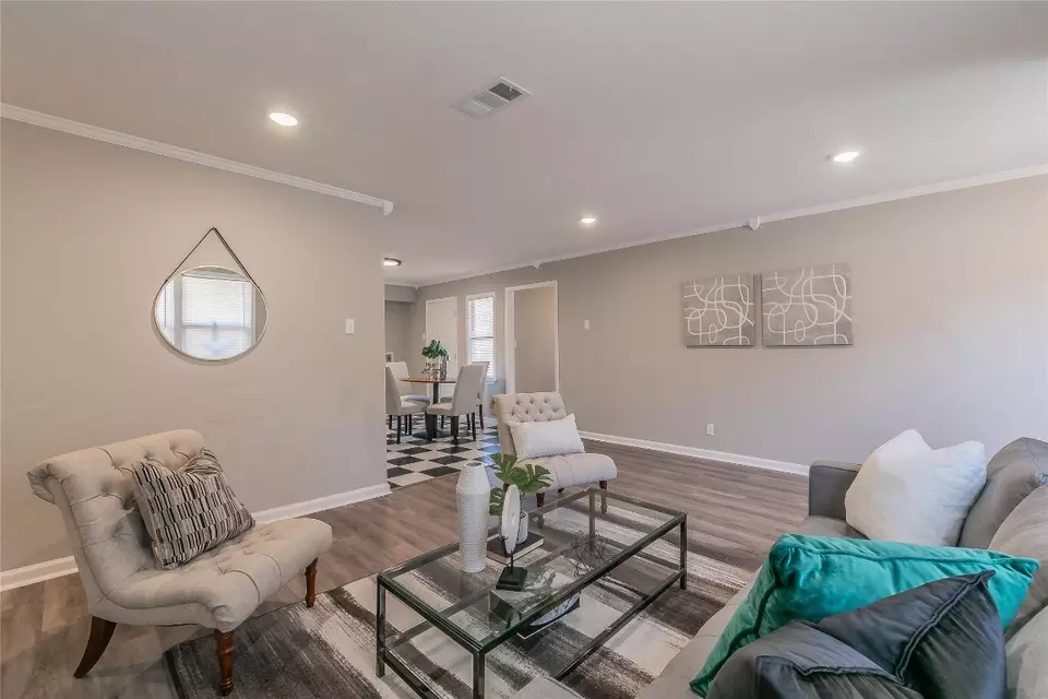  4304 Monna St, Haltom City, TX 76117 photo 4