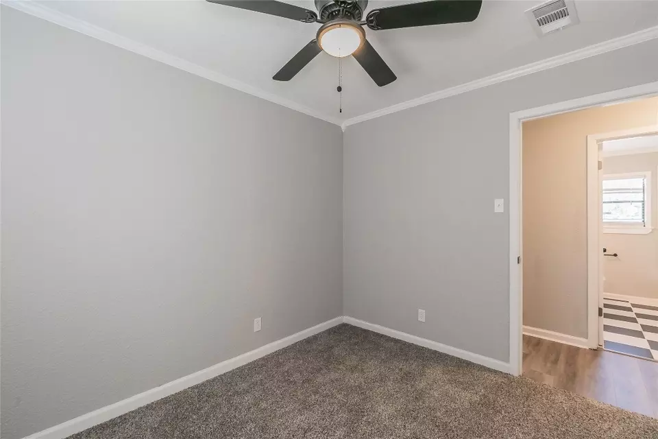  4304 Monna St, Haltom City, TX 76117 photo 15