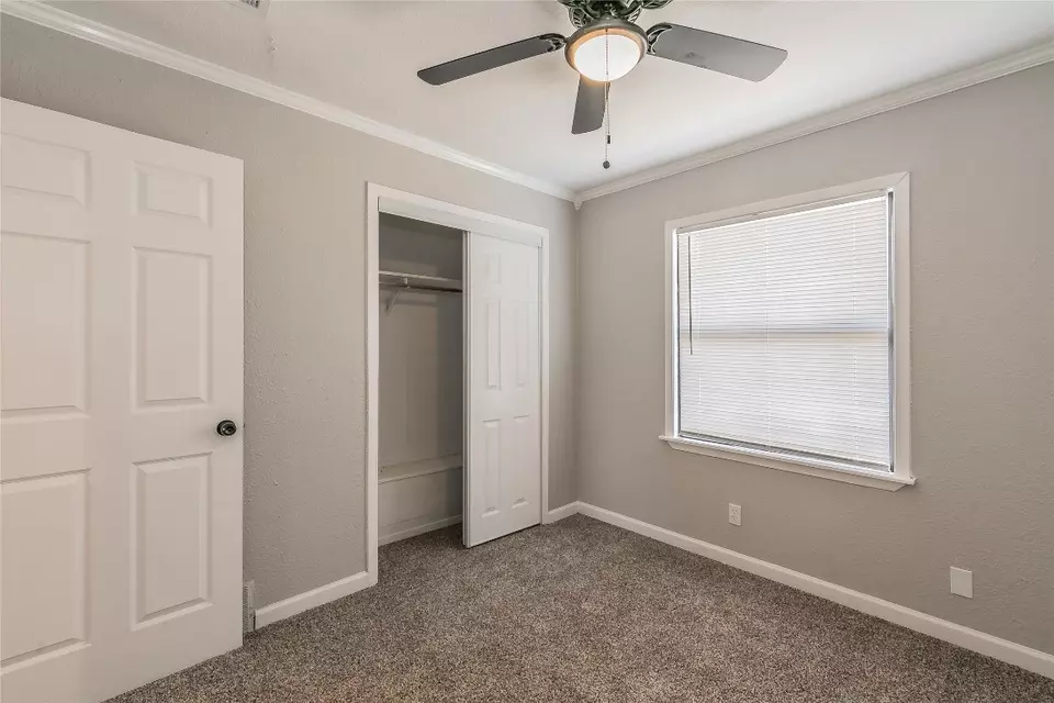  4304 Monna St, Haltom City, TX 76117 photo 13