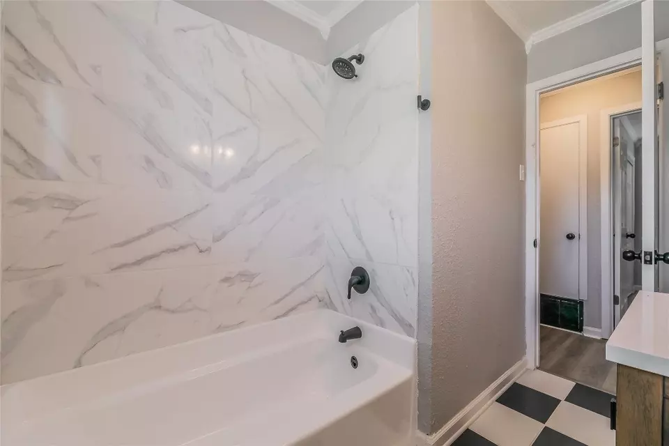  4304 Monna St, Haltom City, TX 76117 photo 17