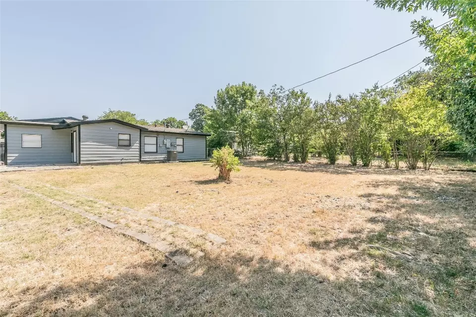  4304 Monna St, Haltom City, TX 76117 photo 26