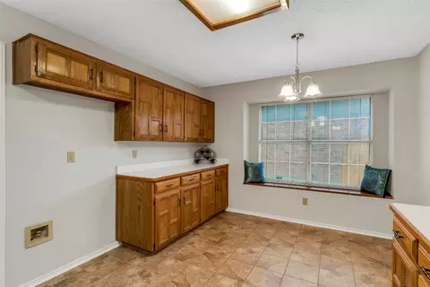 1431 Cromwell Ct, Lancaster, TX 75134