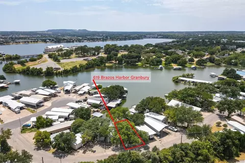 619 Brazos Harbor Cir, Granbury, TX 76048