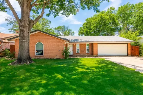 1316 Kiowa Dr, Arlington, TX 76012