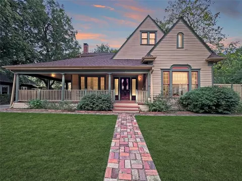 611 W Virginia St, Mckinney, TX 75069