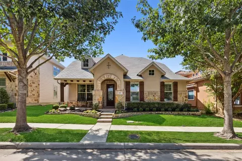 8209 Chief Spotted Tail Dr, Mckinney, TX 75070