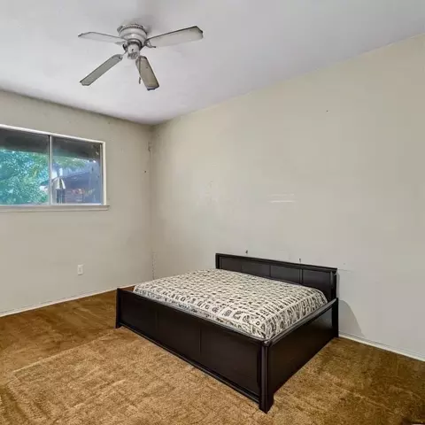 710 Oakbluff Dr, Lancaster, TX 75146 photo 9