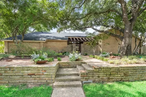 6812 Caulfield Dr, Dallas, TX 75248
