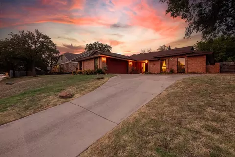 3 Arrowhead Cir, Hickory Creek, TX 75065