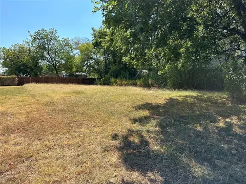 411 Bethlehem St, Terrell, TX 75160